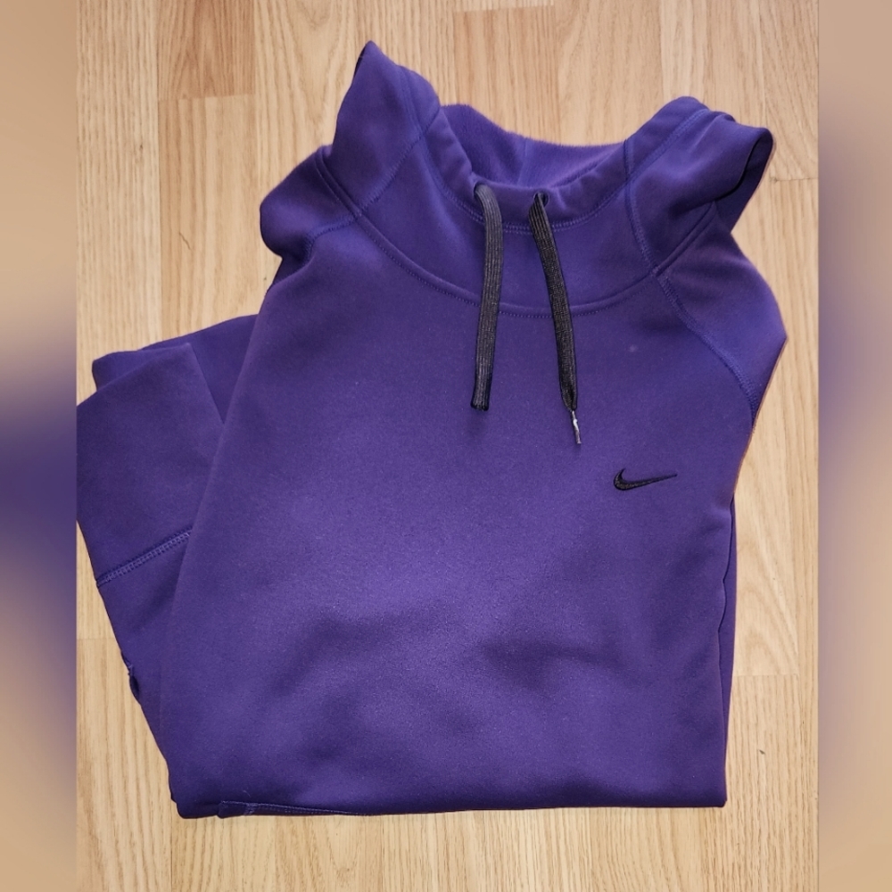 Women's Nike hooded sweatshirt size L